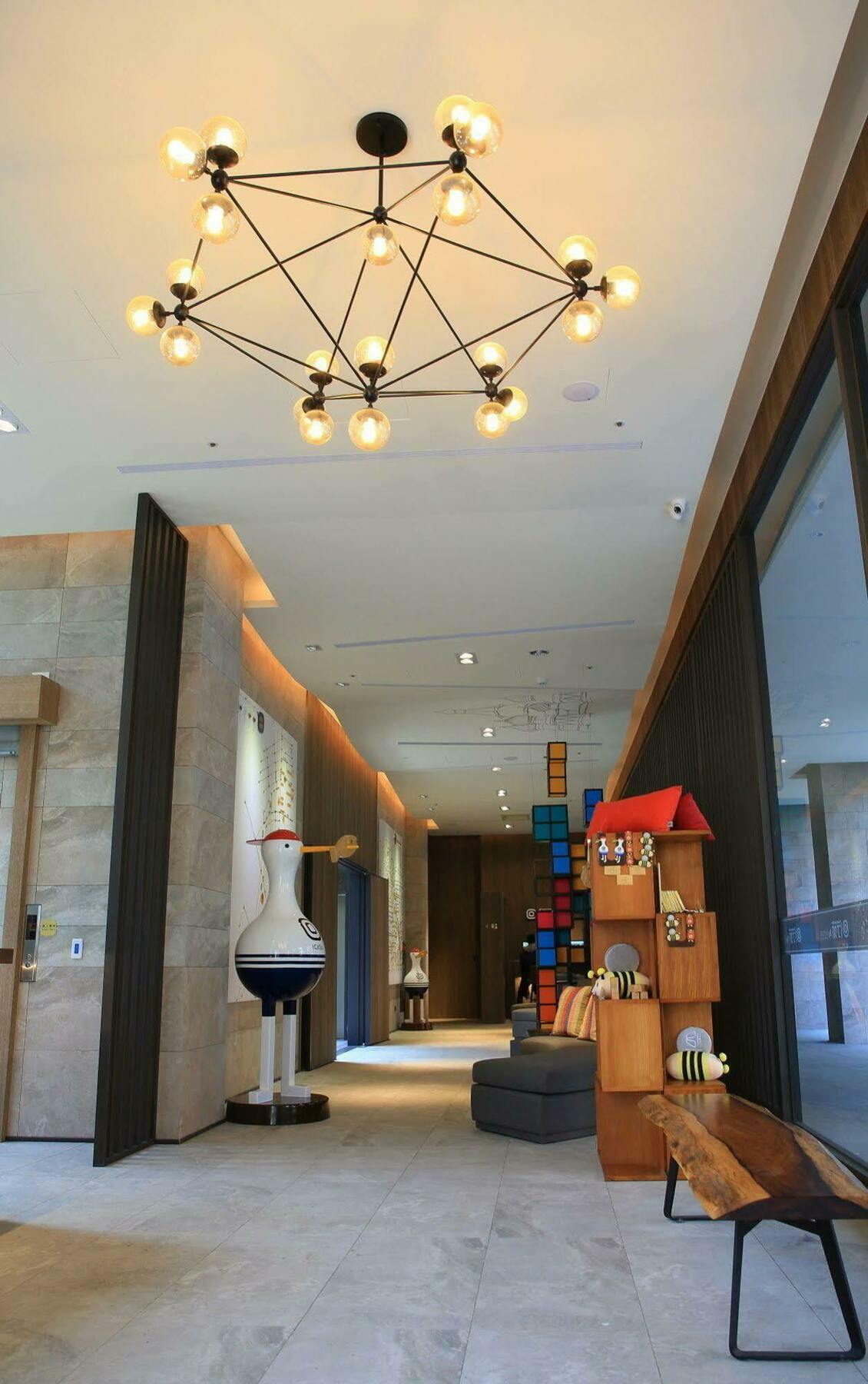 Icasa Hotel - By Cosmos Creation Taichung Exteriör bild